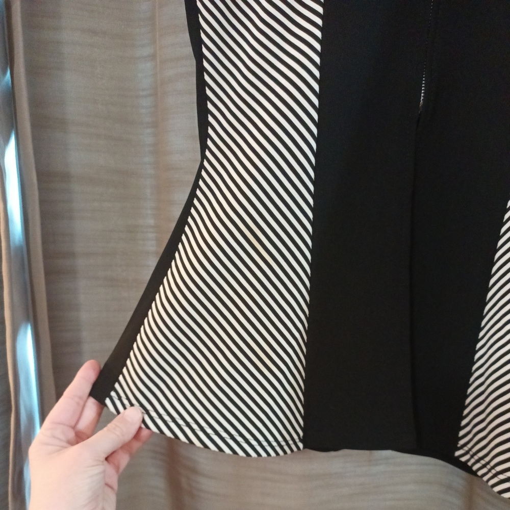 Vintage Y2K IRE Fashion Striped Black & White Blouse Large - Picture 2 of 6